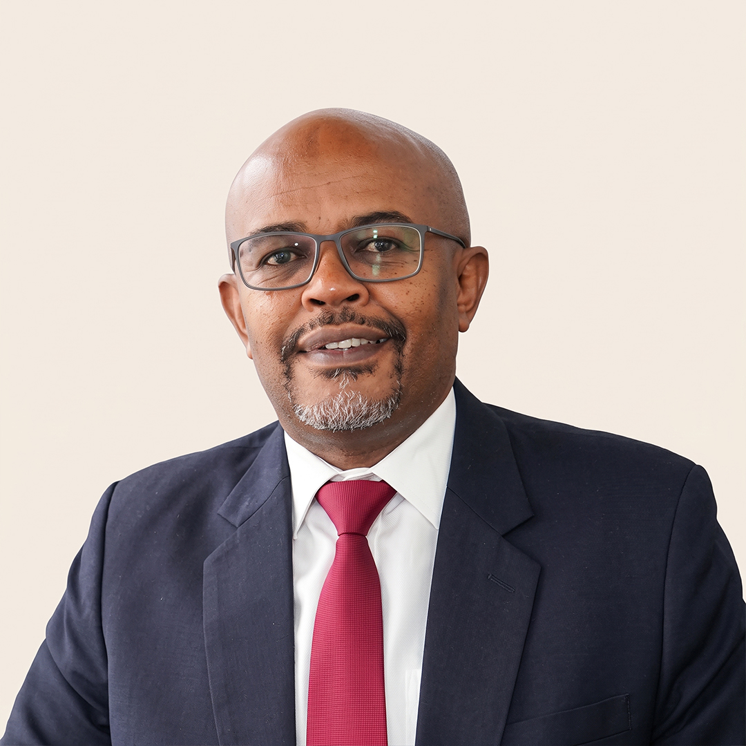 Mr John Mutua
